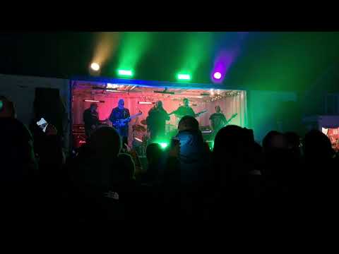 Piitsukkut & Sa...piitsukkut - Seqineq