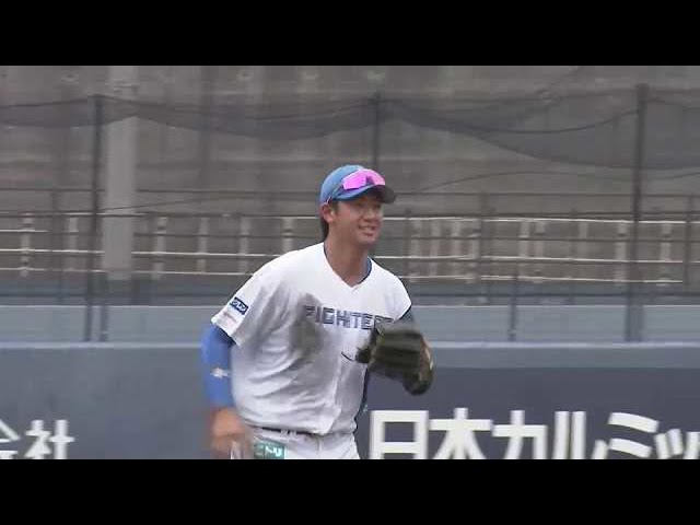【ファーム】ダイレクト送球で追加点を許さない!! ファイターズ・阪口樂 完璧なバックホームでピンチを救う!! 2022年8月30日  北海道日本ハムファイターズ 対 読売ジャイアンツ