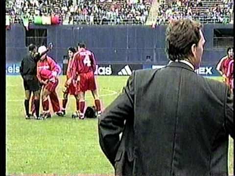 Rafa Marquez kicks Canadian player in the nuts