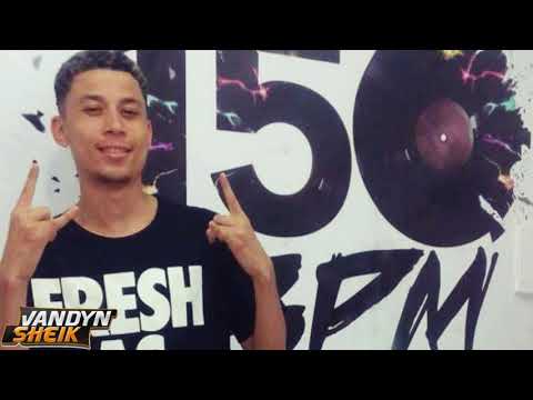 MC J22 - QUEBRADEIRA PRAS MENINAS ( DJ JUNINHO 22 )
