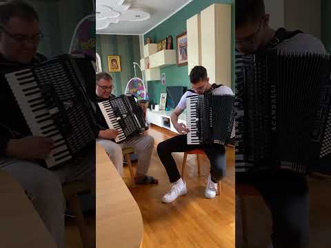 Srdjan Vujičić / Traktorsko kolo