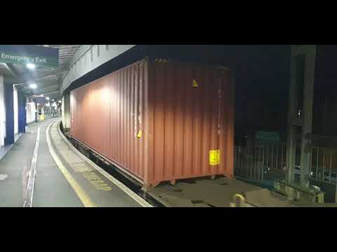 GBRf's 66743 4M46 @ Manchester Piccadilly - 28.04.21