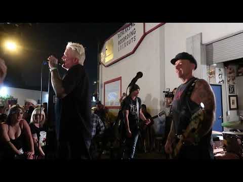 Smut Peddlers / Goners all / The Doll Hut - Anaheim, CA / 11/3/18