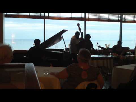 Joel Ross Quartet - Stella By Starlight