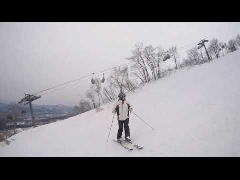 Lotte Arai March 2020 Two Mates skiing on Zendana
