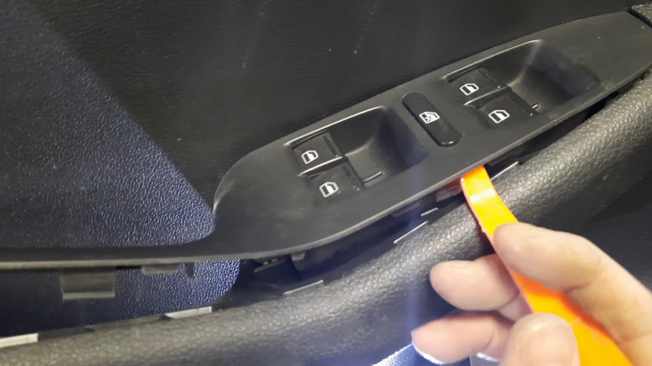 Как снять обшивку двери Фольксваген Джетта 6 - Подробный гид