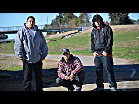 Hoodstar - 2200 ft. 2tone, Feast