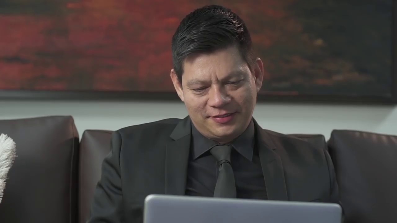 William Omar  - Vidas, fragmentos de héroes reales