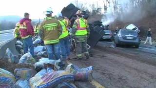 preview picture of video 'Pile-up closes I-80 on I-80 eastbound'