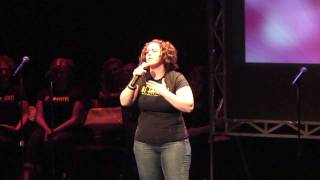 Divas For Life 2010 - "15 Pounds (Away From My Love)"