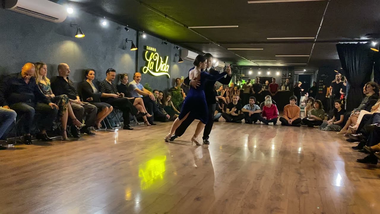 Batuhan Boy & Nida İnceoğlu - Yo Tengo Un Pecado Nuevo