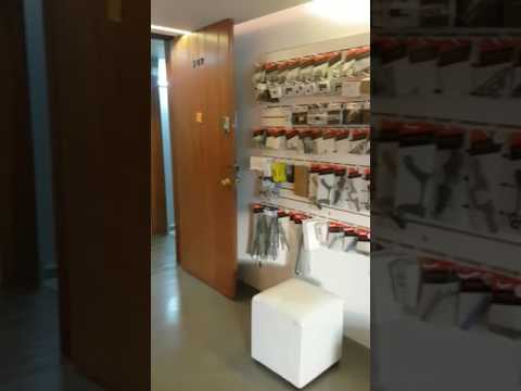 download lagu mp3 mp4 La Casa Del Dron, download lagu La Casa Del Dron gratis, unduh video klip La Casa Del Dron