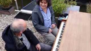Dag 88 - De Buitenpianist van Cultuurschip Thor: Experimentele 'Outside' Jazz met Tilmar Junius
