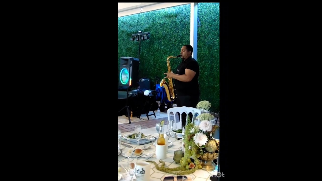 Promotional video thumbnail 1 for Soulful Solo Saxophonist