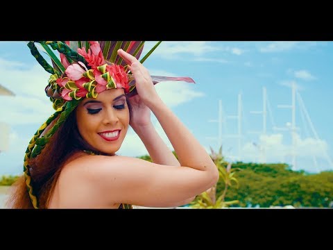 Behind the scenes Ahu Tahiti photoshoot with Tuiana Brodien