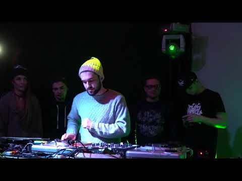 dj Nick Brown vs dj Flow kick / Freestyle scratch battle / Tie / Hustle Jam 2