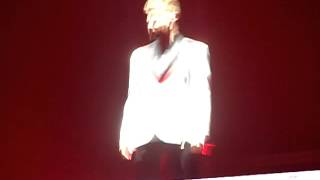Intro + Avant Nous M.Pokora Caen 27/11/15