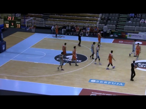 ESTUDIANTES LEYMA NATURA vs LEYMA BASQUET CORUÑA