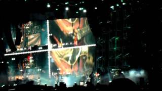 SOTTO BOMBARDAMENTO Ligabue inedito live Campovolo 2.011
