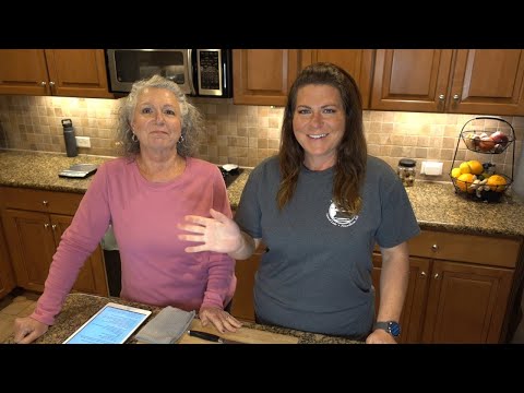 Keto Rewind January CLEAN 30 Challenge Day 21 │Savory Keto Chicken Pot Pie