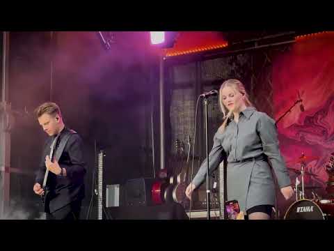 Apeiro auf dem Leinewebermarkt Bielefeld 2025 - Rathausplatz