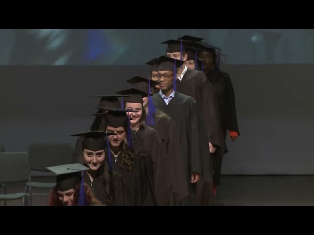 Collation des grades 2022 de l&rsquo;École des sciences de la gestion (4)