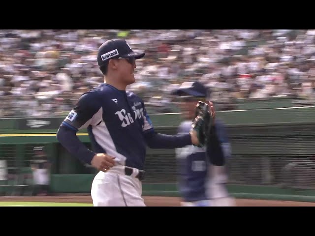 【1回裏】鮮やかランニングスロー!! ライオンズ・元山飛優 難しい打球を軽快に捌く!! 2025年6月1日 オリックス・バファローズ 対 埼玉西武ライオンズ