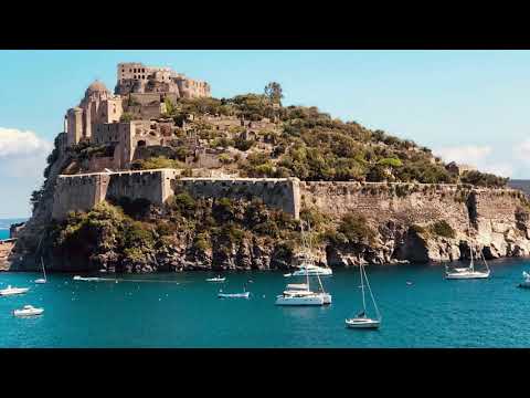 What can you expect from a week charter in the Amalfi coast and Capri area?