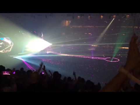 Coldplay DFW 8/16: Paradise (Tiesto)