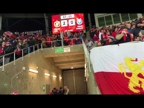 Cztery trybuny na Widzewie podczas meczu z Victorią Sulejówek