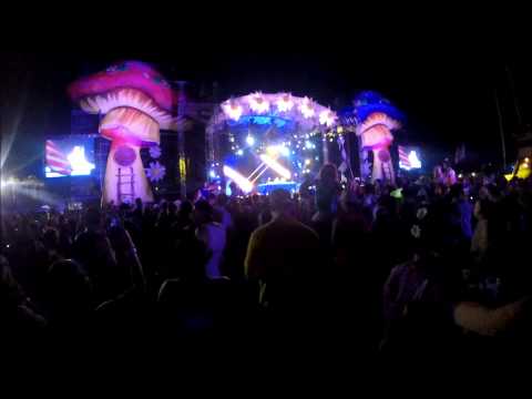 Yeah!  Blasterjaxx at EDC Puerto Rico 2015