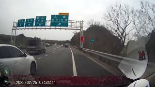 Re: [問題] 想請問要以哪一條違規來檢舉