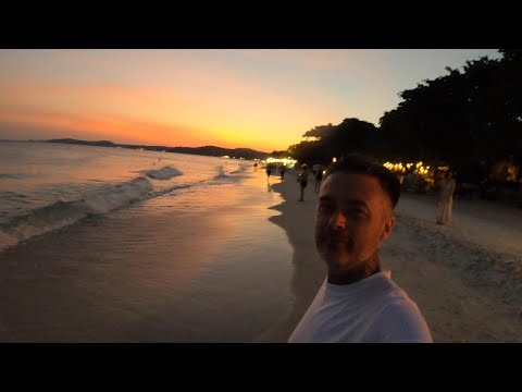 A Peaceful Day in Koh Samet 🇹🇭 — Beach Walks, Sunsets & Good People