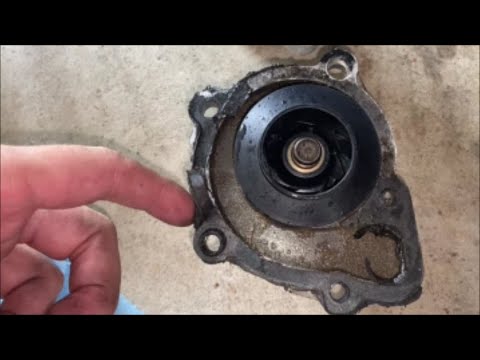 Solving the Weeping of a Chrysler 200 – Replacing its Water Pump