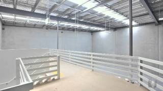 preview picture of video 'Unit 8 and 21 55 Commerce Circuit, Yatala By Lisa Dunne'