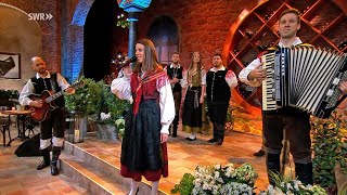 Music video thumbnail preview for Saso Avsenik \u0026 seine Oberkrainer - Ich werde dich niemals vergessen - Schlager-Spaß mit Andy Borg by Sašo Avsenik und seine Oberkrainer