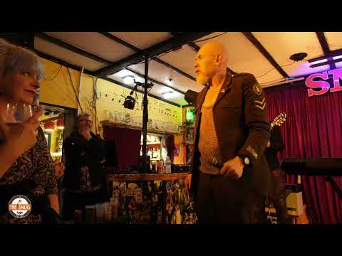 Snug Live Sessions - Mik Artistik