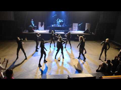 CL - Hello bitches (llp cover)