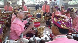 Download lagu Sekehe angklung yowane giri.br batuampin sibetan mp3