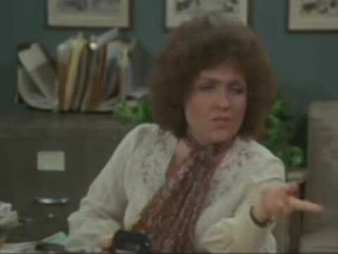 Phyllis S2E14 Phyllis Runs the Office