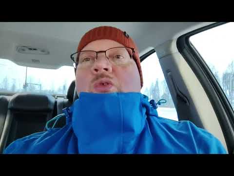 Volvo kesäunilta ja pilkille Varjakkaan