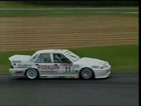 Bathurst 1990 - Larry Perkins VL Commodore.