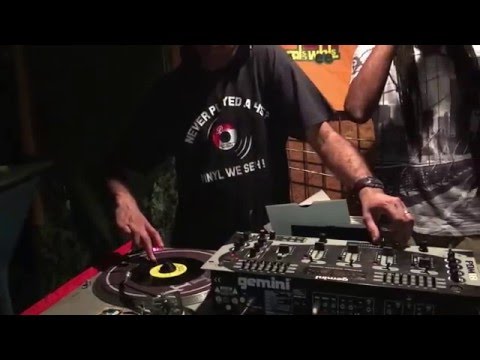 Vinyl Thursdays live with Kazam Davis, Rassi Hardknocks, King Harar Sound and DJ 745