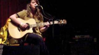 Mia Carruthers and The Retros - Breathe You in 