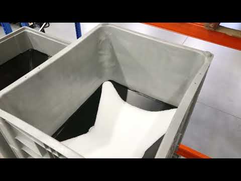 Trichterboden-Palettenbox CB3 High - 1200 x 1000 mm - 850 Liter - mit Schieberverschluss 120 mm - 2 Palettenkufen - grau