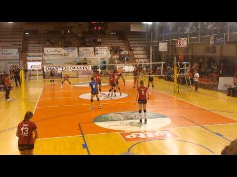 20141206 ligaA @dauphinesDH vs @asterixdames 2-3