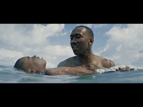 Moonlight - Swimming Scene ("The Middle Of The World")