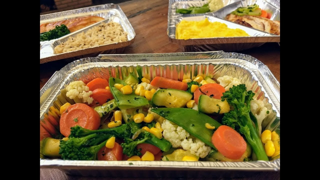 Edu Guedes ensina a preparar marmitas saudáveis