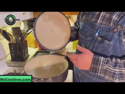 Lodge 6 Quart Enameled Cast Iron Dutch Oven