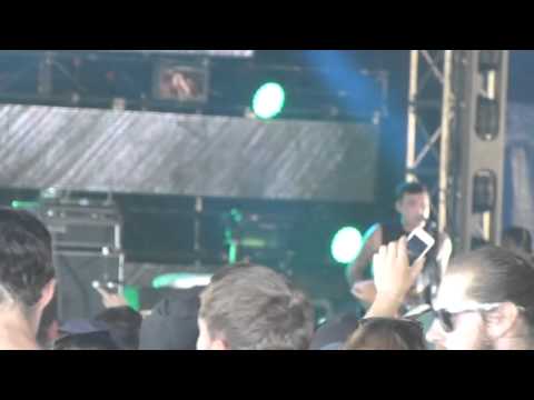 The Amity Affliction - live @ Groovin The Moo, Maitland, April 27 2013, 1 of 2